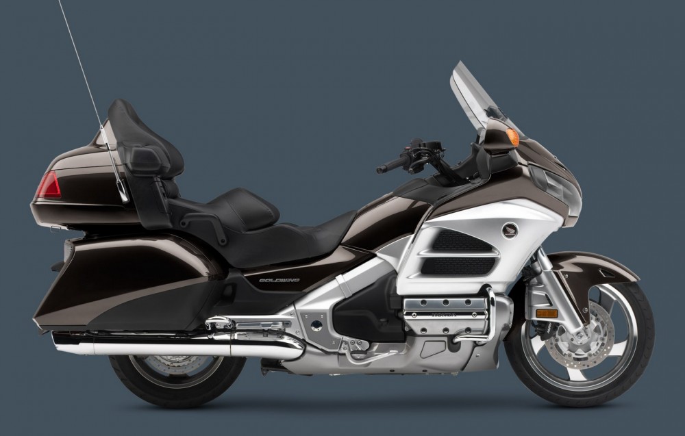 Ngắm Honda CBR1000RR động cơ 1800cc