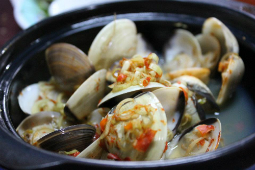 Thưởng thức món ăn độc đáo ở quán ốc Sài Gòn